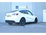 Tesla Model Y Long Range AWD 75 kWh Trekhaak, 20" Alu, AutoPilot3.0 Ryzen, FSD 99,- p/mnd