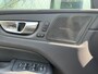 Volvo XC60 2.0 T6 Plug-in hybrid AWD Plus Bright | Adaptieve Cruise Control | Panoramadak | Trekhaak | Harman Kardon Audio | Dodehoek Detectie | Stoel-/Stuur-/Voorruitverwarming | 360° Parkeercamera |