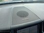 Volvo XC60 2.0 T6 Plug-in hybrid AWD Plus Bright | Adaptieve Cruise Control | Panoramadak | Trekhaak | Harman Kardon Audio | Dodehoek Detectie | Stoel-/Stuur-/Voorruitverwarming | 360° Parkeercamera |
