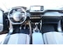 Peugeot 208 1.2 PureTech Blue Lease Allure O.a: Camera, PDC, Carplay, Clima, Navi, Cruise, Etc. All-in prijs!