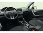 Peugeot 2008 1.2 PureTech Blue Lion | 110PK | Trekhaak | Panorama Dak | Parkeersensoren Achter | Navigatie | Airco | Lichtmetalen Velgen |
