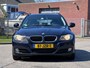 BMW 3-Serie Touring 318i Business Line Leder*Navigatie*Cruise*Clima*Parkeersensoren*NAP*2e eigenaar*