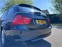BMW 3-Serie Touring 318i Business Line Leder*Navigatie*Cruise*Clima*Parkeersensoren*NAP*2e eigenaar*