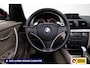 BMW 1-Serie Cabrio 125i High Executive 218 PK 6 cilinder | Keyless | Xenon | Stoelverwarming| Navigatie | Leer | Windscherm