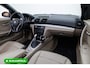 BMW 1-Serie Cabrio 125i High Executive 218 PK 6 cilinder | Keyless | Xenon | Stoelverwarming| Navigatie | Leer | Windscherm