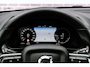 Volvo XC40 1.5 T4 Plug-in Hybrid Plus Dark | Navigatie | Apple Carplay | Android Auto | Elektrische Achterklep | Keyless Entry | Elektrisch Verstelbare Voorstoelen | Achteruitrijcamera | Harman Kardon Audio