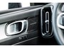 Volvo XC40 1.5 T4 Plug-in Hybrid Plus Dark | PHEV | Navigatie | Apple Carplay | Android Auto | Elektrische Achterklep | Keyless Entry | Elektrisch Verstelbare Voorstoelen | Achteruitrijcamera | Harman Kardon Audio