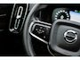 Volvo XC40 1.5 T4 Plug-in Hybrid Plus Dark | Navigatie | Apple Carplay | Android Auto | Elektrische Achterklep | Keyless Entry | Elektrisch Verstelbare Voorstoelen | Achteruitrijcamera | Harman Kardon Audio