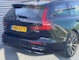 Volvo V60 2.0 T6 Plug-in hybrid AWD Plus Dark PHEV, Long range, Automaat, Stuur-en stoelverwarming, 360 graden parkeercamera, Trekhaak semi elektrisch wegklapbaar, Harman Kardon audio