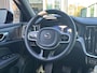 Volvo V60 2.0 T6 Plug-in hybrid AWD Plus Dark PHEV, Long range, Automaat, Stuur-en stoelverwarming, 360 graden parkeercamera, Trekhaak semi elektrisch wegklapbaar, Harman Kardon audio