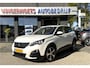 Peugeot 3008 130 Pk Luxe Benzine * AUTOMAAT * Open Schuifdak * L.M. Velgen * Achteruitrij Camera * Keyless Start Button * Climate & Cruise Control * Navigatie & Spotify via Apple Carplay / Android Auto * Vingerhoets; Vierde Generatie Eersteklas Service. Al meer dan 100 jaar een begrip in de Brabantse Kempen.