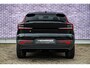 Volvo EC40 Single Motor Plus Black Edition Europa 70 kWh | Harman Kardon Audio | Adaptieve Cruise Control | Stuur-/Stoelverwarming V+A | Getint Glas | Panoramadak |