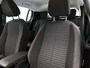 Peugeot e-208 EV Active 50 kWh 136pk | Lage kilometerstand! | Navigatie via Apple Carplay / Android Auto | Climate Control | Cruise Control | Armsteun | DAB+ radio | Bluetooth | Keyless start | Regensensor | Automatisch dimlicht | Multifunctioneel stuurwiel |