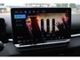 Volkswagen T-Roc 1.5 eTsi Life First Edition 116PK / 85kW DSG, 17" 'Lima' LMV, wegklapbare trekhaak, achteruitrijcamera (rear view), adaptieve cruise control (acc), verwarmbaar multifunctioneel lederen stuurwiel, verwarmbare voorstoelen, parkeerassistent (park assist) incl. parkeersensoren voor en achter (pdc), diefstalalarm, dodehoekdetectie (side assist), keyless access, rijbelevingsschakelaar incl. interieurbeleving (Atmospheres), rijprofielkeuze (Driving Profiles), sfeerverlichting interieur (30 kleuren), draadloze telefoon lader etc.