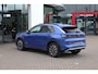 Volkswagen T-Roc 1.5 eTsi Life First Edition 116PK / 85kW DSG, 17" 'Lima' LMV, wegklapbare trekhaak, achteruitrijcamera (rear view), adaptieve cruise control (acc), verwarmbaar multifunctioneel lederen stuurwiel, verwarmbare voorstoelen, parkeerassistent (park assist) incl. parkeersensoren voor en achter (pdc), diefstalalarm, dodehoekdetectie (side assist), keyless access, rijbelevingsschakelaar incl. interieurbeleving (Atmospheres), rijprofielkeuze (Driving Profiles), sfeerverlichting interieur (30 kleuren), draadloze telefoon lader etc.
