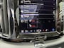 Volvo XC60 2.0 T6 Plug-in hybrid AWD Plus Dark | PHEV Long Range | 360 Graden Camera | Harman Kardon Audio | Trekhaak | Lichtmetalen Velgen 20 inch | Cruise Control Adaptief | BLIS | Stoelverwarming voor en achter
