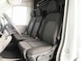 Volkswagen Crafter 35 2.0 TDI L3H3 Highline EURO VI 140 pk | Dode hoek detentie | Trekhaak | Verwarmde voorruit