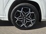 Hyundai Tucson 1.6 T-GDI PHEV N Line Sky 4WD / Dealer onderhouden / Fabrieksgarantie tot 03-2027 / Trekgewicht 1350 kg / Glazen schuif- en kanteldak / Elektrische achterklep / Stuur- Stoel & Achterbank verwarming / Adaptief cruise control / Rondomzicht camera / Stoelventilatie /