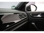 Volkswagen T-Roc R-Line Business 1.5 TSI 150pk DSG Automaat Panoramadak, Adaptive cruise control, Elektrische achterklep, LED matrix koplampen, Achteruitrijcamera, Navigatie