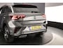 Volkswagen T-Roc R-Line Business 1.5 TSI 150pk DSG Automaat Panoramadak, Adaptive cruise control, Elektrische achterklep, LED matrix koplampen, Achteruitrijcamera, Navigatie