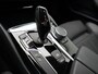 BMW 5-Serie 530e iPerformance Sportline PHEV 252pk | Adaptive Cruise | Camera | Sportstoelen Verwarmd | 19"L.M | Adaptive LED | Sfeerverlichting | Apple Carplay |