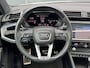 Audi Q3 35 TFSI S Line Edition * Panorama * Trekhaak * Stoelverwarming * Camera *