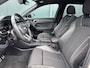 Audi Q3 35 TFSI S Line Edition * Panorama * Trekhaak * Stoelverwarming * Camera *