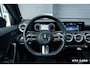 Mercedes-Benz A-klasse 180 AMG Line Pano|Sfeer|KeylesGO|Camera|Burnmester|Multibeam|Line|ACC|