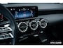 Mercedes-Benz A-klasse 180 AMG Line Pano|Sfeer|KeylesGO|Camera|Burnmester|Multibeam|Line|ACC|
