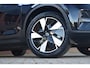 Volvo XC40 Extended Range 252PK Plus 82 kWh | Trekhaak | Extra getint glas |
