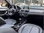 BMW X1 sDrive16d CORPORATE ESSENTIAL LEDER NAVI AIRCO PARK-ASSIST 19 INCH-M.VELGEN LED PDC