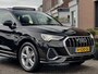Audi Q3 35 TFSI AUT7 2X S-LINE. PANODAK LEDER NAVI CAMERA DIGI-DASH CARPLAY LED LMV PDC