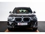 BMW iX3 Executive 80 kWh Sportstoelen - stoelverwarming - Getinte ruiten - Comfort acces - Ambiance verlichting - Driving Assistant Professional - Parking Pack - Active Guard/Protection -