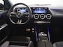 Mercedes-Benz GLA 250e Business Solution AMG | Night | Trekhaak | Panoramaschuifdak | 360 Camera | Dodehoekassistent | Sfeerverlichting |