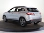 Mercedes-Benz GLA 250e Business Solution AMG | Night | Trekhaak | Panoramaschuifdak | 360 Camera | Dodehoekassistent | Sfeerverlichting |