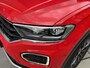 Volkswagen T-Roc 1.5 TSI 150pk DSG Sport Stoelverwarming Virtual Cockpit Navigatie Trekhaak Climate Control LED Koplampen