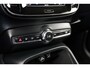 Volvo XC40 T4 AUT7 211PK Recharge Inscription Expression, Standkachel met timer, Stoel- & stuurwielverwarming, Verwarmbare voorruit, 2-zone Climate Control, Cruise Control met Speed Limiter, Park Assist voor & achter met camera, 18" Lichtmetalen velgen, Extra getint glas achter