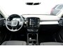 Volvo XC40 T4 AUT7 211PK Recharge Inscription Expression, Standkachel met timer, Stoel- & stuurwielverwarming, Verwarmbare voorruit, 2-zone Climate Control, Cruise Control met Speed Limiter, Park Assist voor & achter met camera, 18" Lichtmetalen velgen, Extra getint glas achter