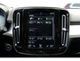 Volvo XC40 T4 AUT7 211PK Recharge Inscription Expression, Standkachel met timer, Stoel- & stuurwielverwarming, Verwarmbare voorruit, 2-zone Climate Control, Cruise Control met Speed Limiter, Park Assist voor & achter met camera, 18" Lichtmetalen velgen, Extra getint glas achter