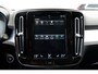 Volvo XC40 T4 AUT7 211PK Recharge Inscription Expression, Standkachel met timer, Stoel- & stuurwielverwarming, Verwarmbare voorruit, 2-zone Climate Control, Cruise Control met Speed Limiter, Park Assist voor & achter met camera, 18" Lichtmetalen velgen, Extra getint glas achter