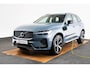 Volvo XC60 T6 Plug-in hybrid AWD Ultimate Dark Panoramadak - Trekhaak - Adaptieve Cruise Control - Head up - Harman Kardon - Stoelverwarming voor/achter - Standkachel met Timer - 360 graden camera -