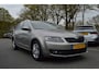 Skoda Octavia Combi 1.4 TSI Greentech Elegance Businessline 140 pk | Navi | Trekhaak | Xenon