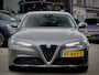 Alfa Romeo Giulia 2.2 SUPER 180PK AUT8 LEDER NAVI AIRCO LED LMV PDC