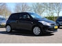 Suzuki Swift 1.2 Exclusive EASSS 5-Deurs Clima/Cruise/Stoelverwarming/Keyless/RadioCD.USB/16"LM/Dealeronderhouden/APK:22-05-2027