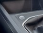 Volkswagen Golf 1.5 TSI R-LINE NAVI DIGI-DASH APPLE-CARPLAY LED LMV PDC
