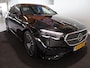 Mercedes-Benz E-klasse 300e Sport Edition | Panoramaschuifdak | Premium Plus | Rijassistentiepakket Plus | Night | Head-up display | Burmester |