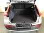 Volvo XC40 1.5 T4 Plug-in Hybrid Plus Bright | PHEV | Achteruitrijcamera | Harman Kardon Audio | Keyless Entry | Elektrische Achterklep | Navigatie | Apple Carplay | Android Auto | Elektrisch Verstelbare Voorstoelen | Stoelverwarming