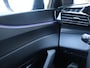 Peugeot 408 GT Hybrid 145pk e-DCS6 Automaat, Rijklaarprijs, Navigatie 360 graden Camera Adaptieve cruise control Elekrtische kofferklep