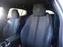 Peugeot 408 GT Hybrid 145pk e-DCS6 Automaat, Rijklaarprijs, Navigatie 360 graden Camera Adaptieve cruise control Elekrtische kofferklep