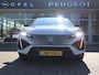Peugeot 408 GT Hybrid 145pk e-DCS6 Automaat, Rijklaarprijs, Navigatie 360 graden Camera Adaptieve cruise control Elekrtische kofferklep